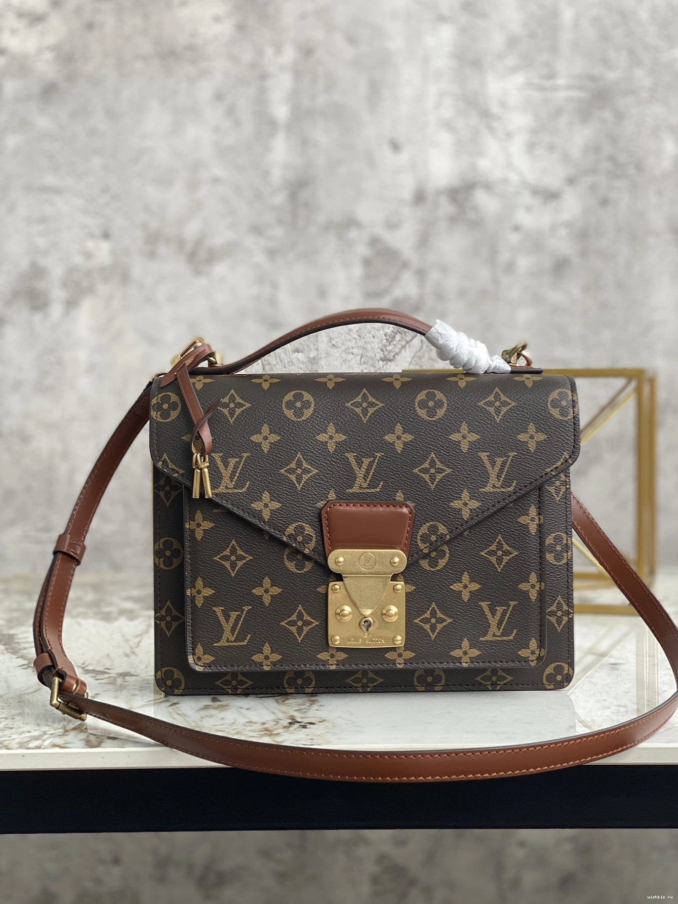 WIS MONCEAU VUITTON LOUIS 1222